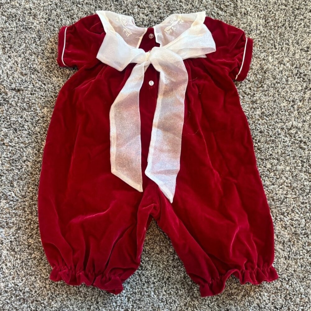 Lavender Blue Short Sleeves Ruffled Cuffs & Leg Openings Romper Girl's Size 12M